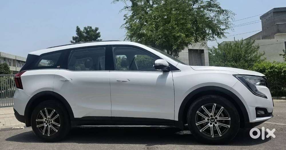 Mahindra Xuv700 2.2 Ax 7 Diesel At Str Awd, 2022, Diesel