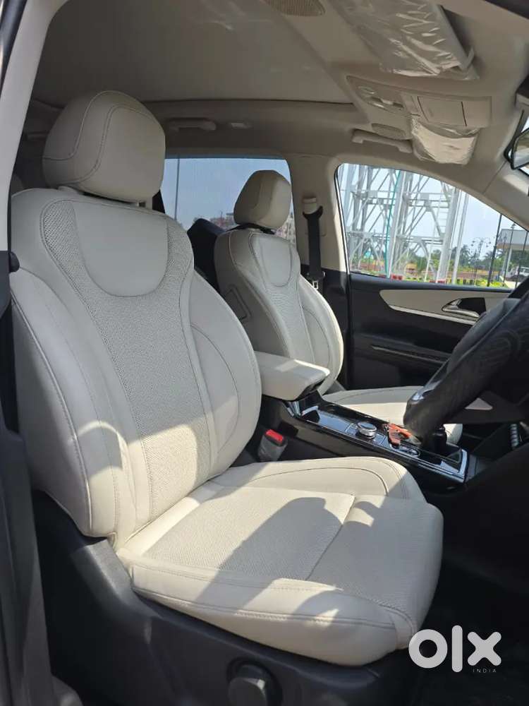 Mahindra Xuv 700