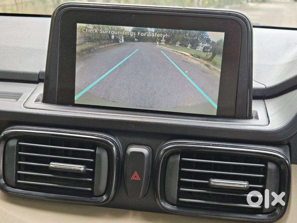 Tata Punch 1.2 Revotron Creative Amt Dual Tone, 2022, Petrol