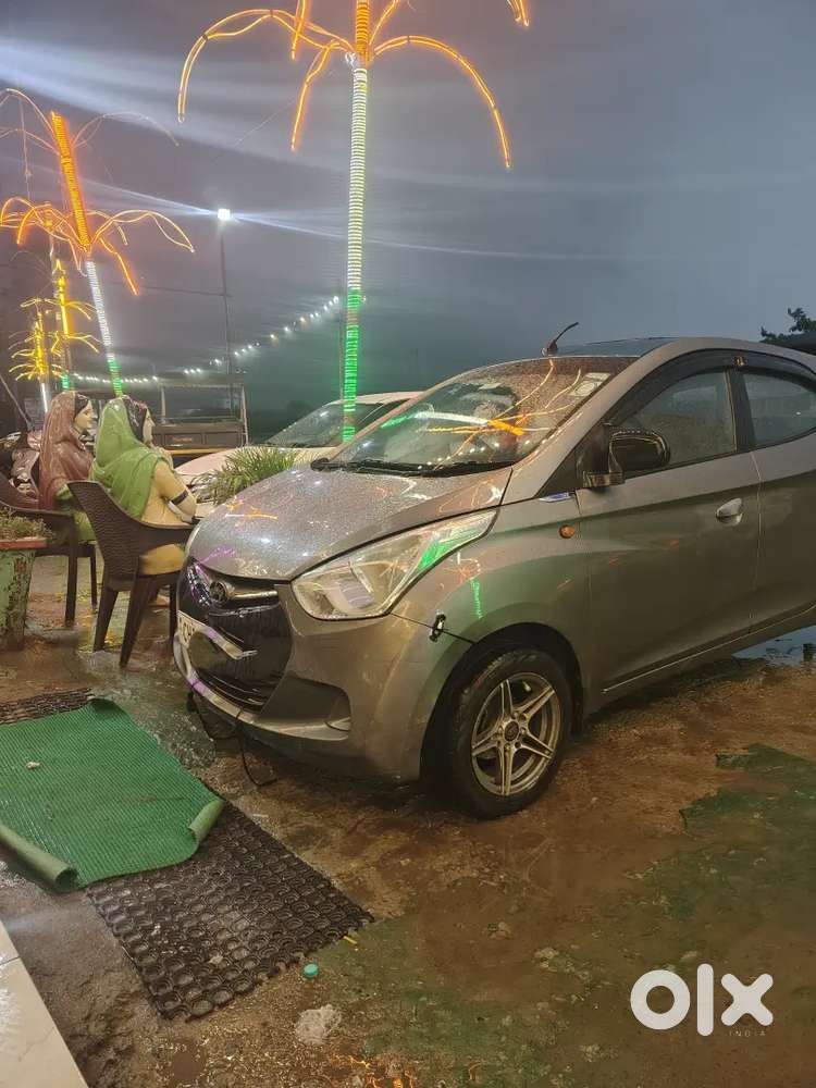 Hyundai Eon Magna 2012