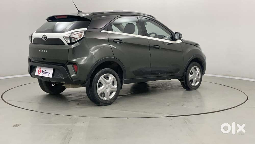 Tata Nexon 1.2 Revotron Xm (s), 2022, Petrol