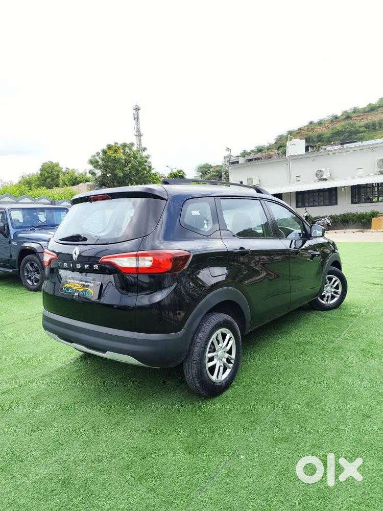 Renault Triber Rxt, 2025, Petrol