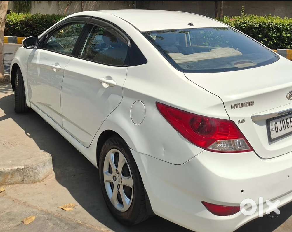 Hyundai Fluidic Verna 2011 Cng & Hybrids Well Maintained