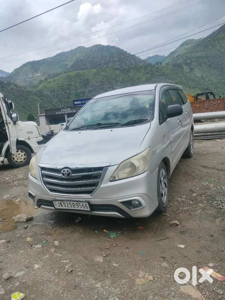 Toyota Innova 2011 Diesel Manual Well Maintained Car