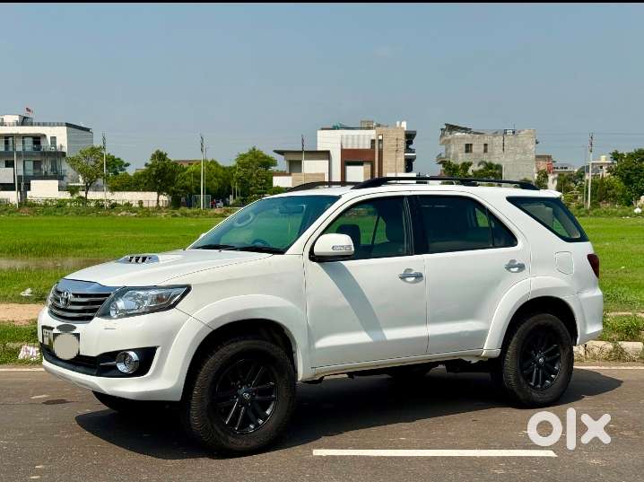 Toyota Fortuner 3.0 4x2 Automatic, 2015, Diesel