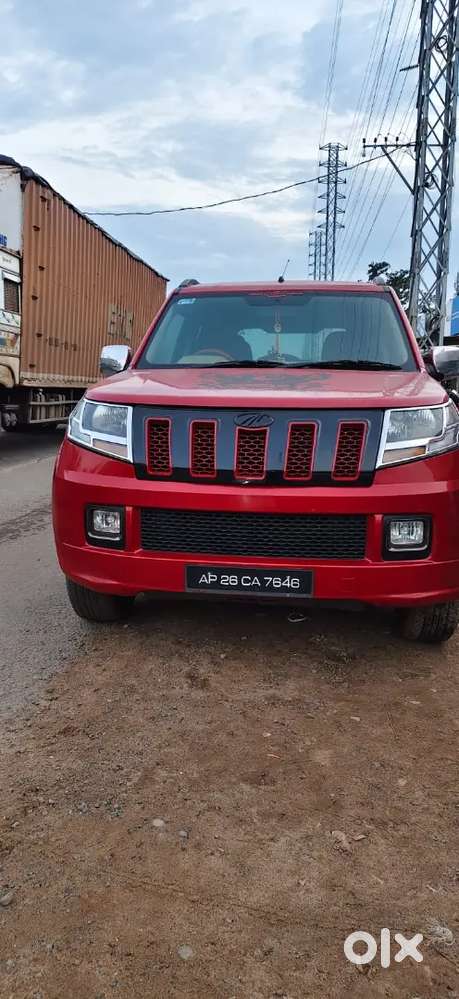 Mahindra Tuv 300 2018