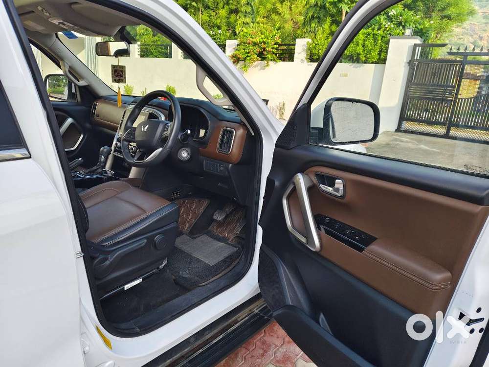 Mahindra Scorpio N Z8 S At Petrol  Sept 2024