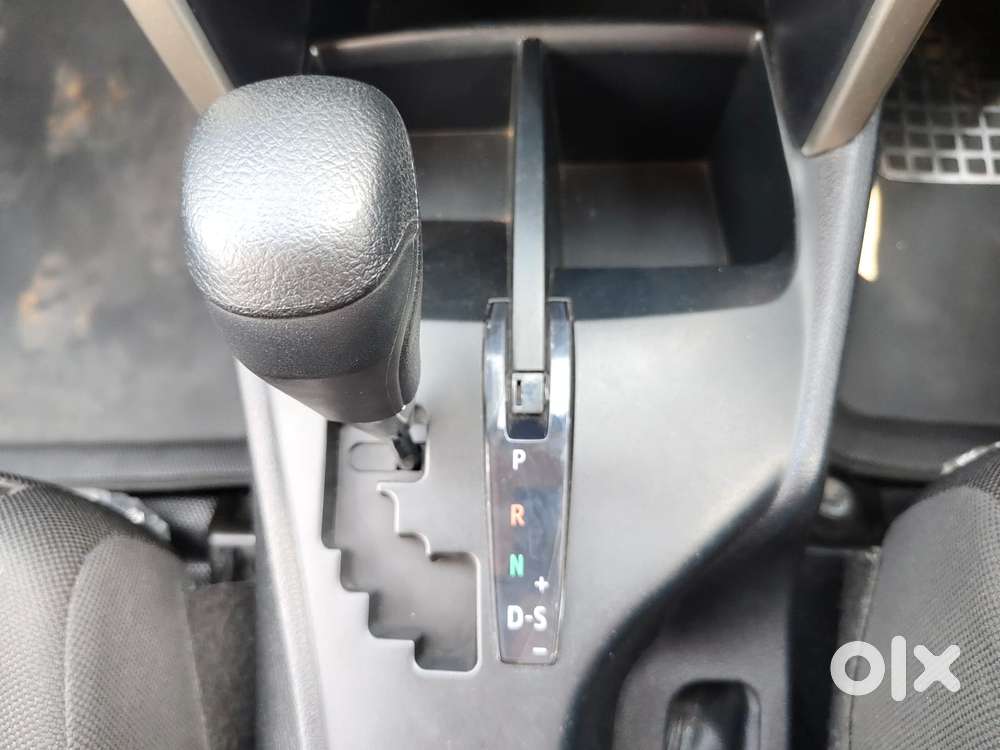 Toyota Innova Crysta 2.8 Gx At, 2017, Diesel