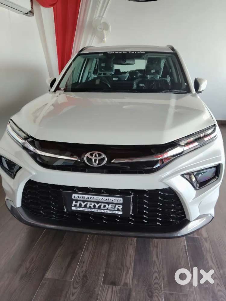 Toyota Urban Cruiser Hyryder 2026 Petrol 000000 Km Driven