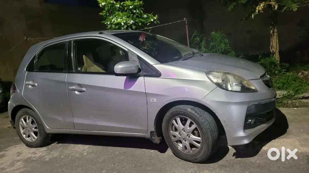 Honda Brio Petrol Top Model
1.2l I-vtech Engine
Automatic Orvms