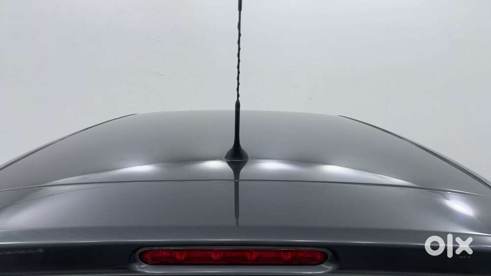 Tata Punch 1.2 Revotron Accomplished Dazzle Pack Amt, 2023, Petrol