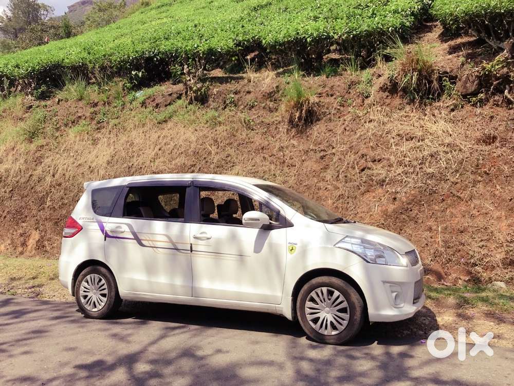 Maruti Suzuki Ertiga 2015 Diesel 120000 Km Driven
