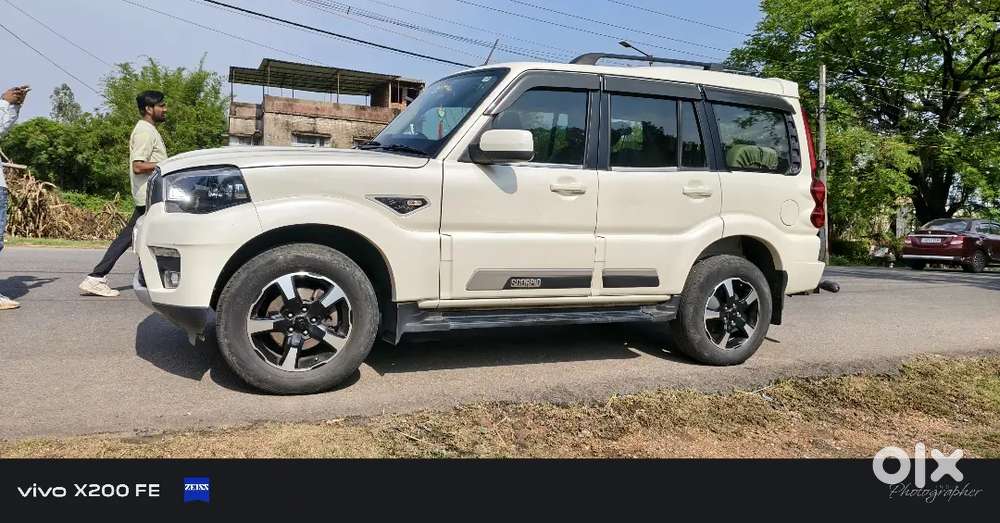 Mahindra Scorpio 2023 Diesel Well Maintained