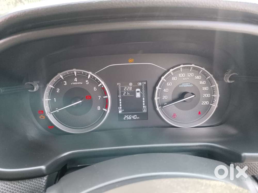 Maruti Suzuki Brezza 1.5 Vxi Smart Hybrid, 2022, Petrol
