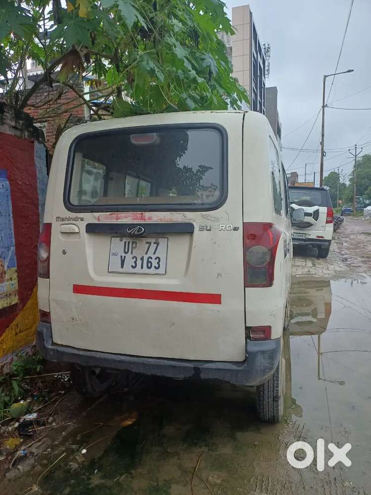 Mahindra Supro 8 Seater