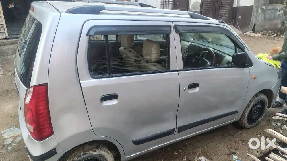 Cng Company Fitted  Need Of Mony Car Proper Running No Any Problem