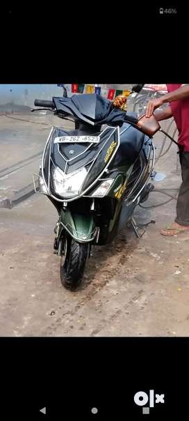 Yamaha ray zr online second hand price