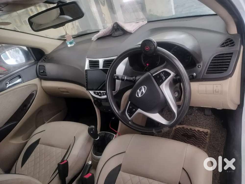 Hyundai Verna 1.6 Sx 2012