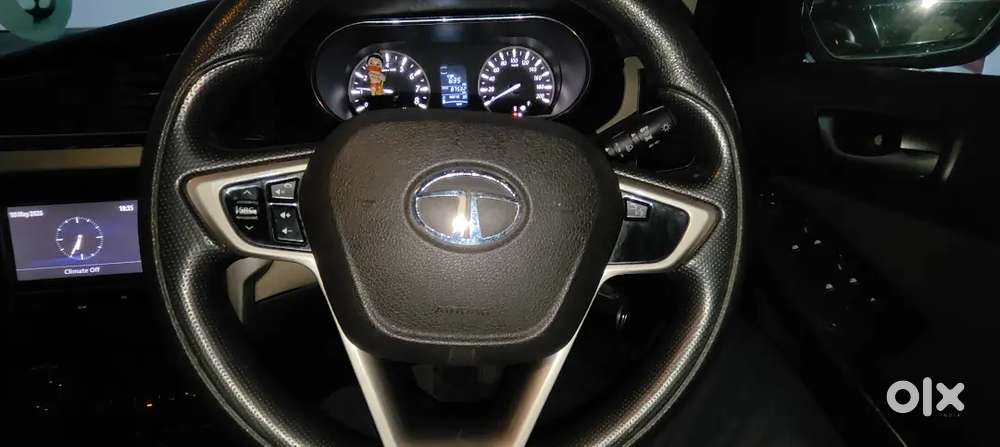 Tata Zest Xt Petrol 2015 (negotiable)