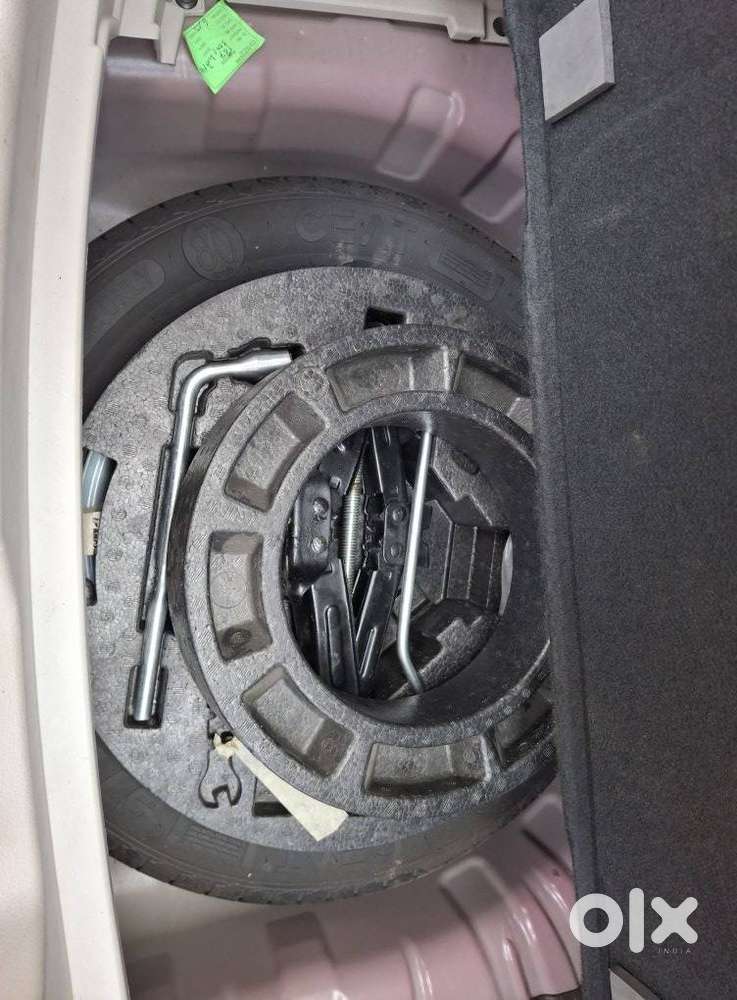Mahindra Xuv300 W6, 2023, Petrol
