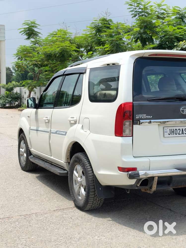 Tata Safari Vxi 4x2 Bsii, 2017, Diesel
