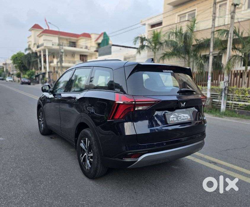 Mahindra Xuv700 2.2 Ax 5 Diesel At Str, 2022, Diesel
