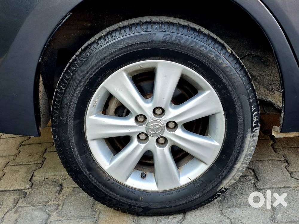Toyota Corolla Altis G At, 2014, Petrol