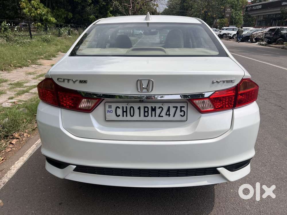 Honda City V At Sunroof I-vtec, 2017, Petrol