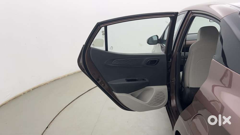 Hyundai Aura [2023-ongoing] 1.2 S Petrol Manual, 2021, Petrol