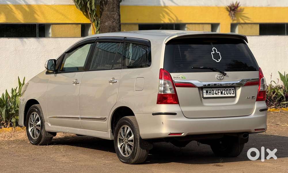 Toyota Innova 2.5 Vx (diesel) 7 Seater Bs Iv, 2015, Diesel