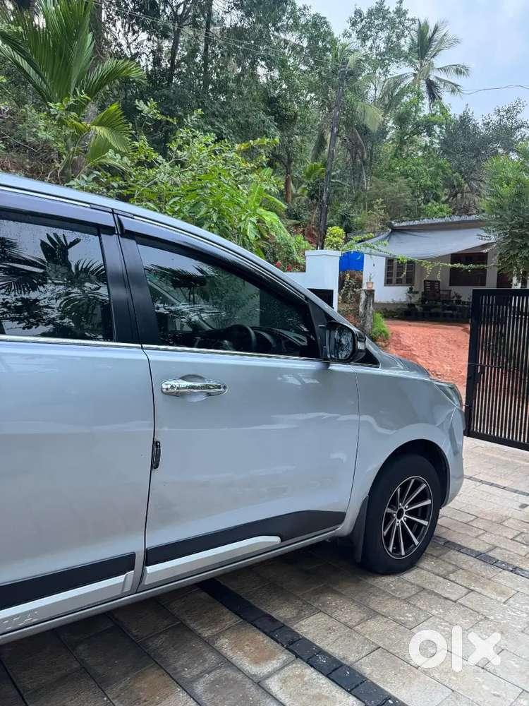 Toyota Innova Crysta 2018 G 7