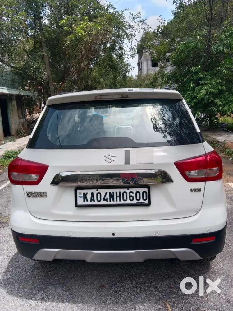 Maruti Suzuki Brezza VDi 2018