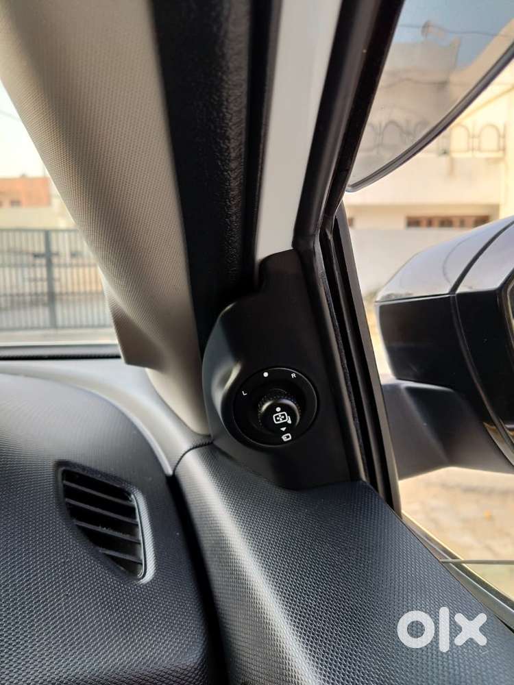 Tata Curvv Pure Plus S 1.2 Revotron Petrol 6mt, 2025, Petrol