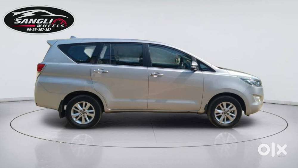 Toyota Innova Crysta 2.4 V 8 Str, 2016, Diesel