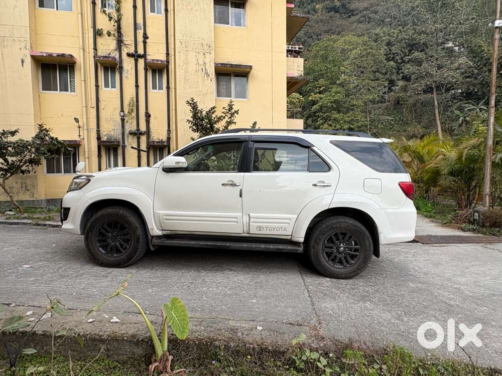 Toyota Fortuner Diesel 2015
