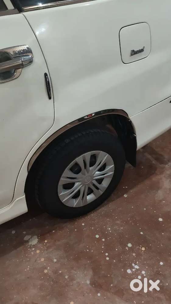 Toyota Innova 2.5 G 2016