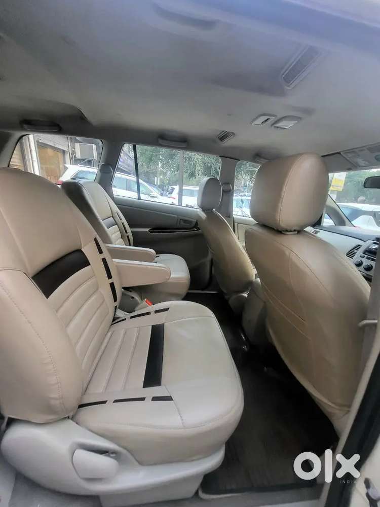 Toyota Innova 2.5 G 2014