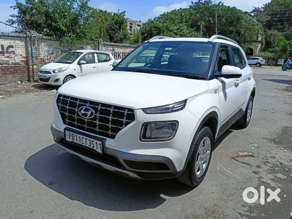 Hyundai Venue, 2019, Petrol