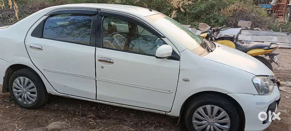 Toyota Etios 2014 Diesel 170000 Km Driven
