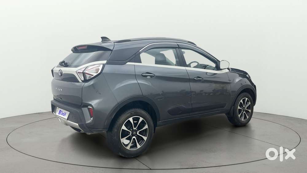 Tata Nexon 1.2 Revotron XZA Plus, 2021, Petrol