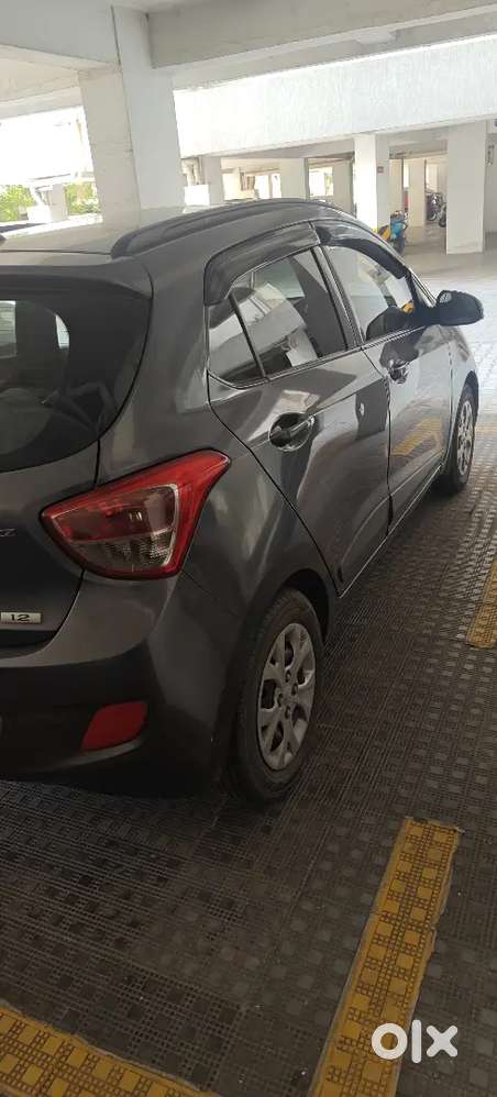 Hyundai Grand I10 Sportz 2016 Petrol