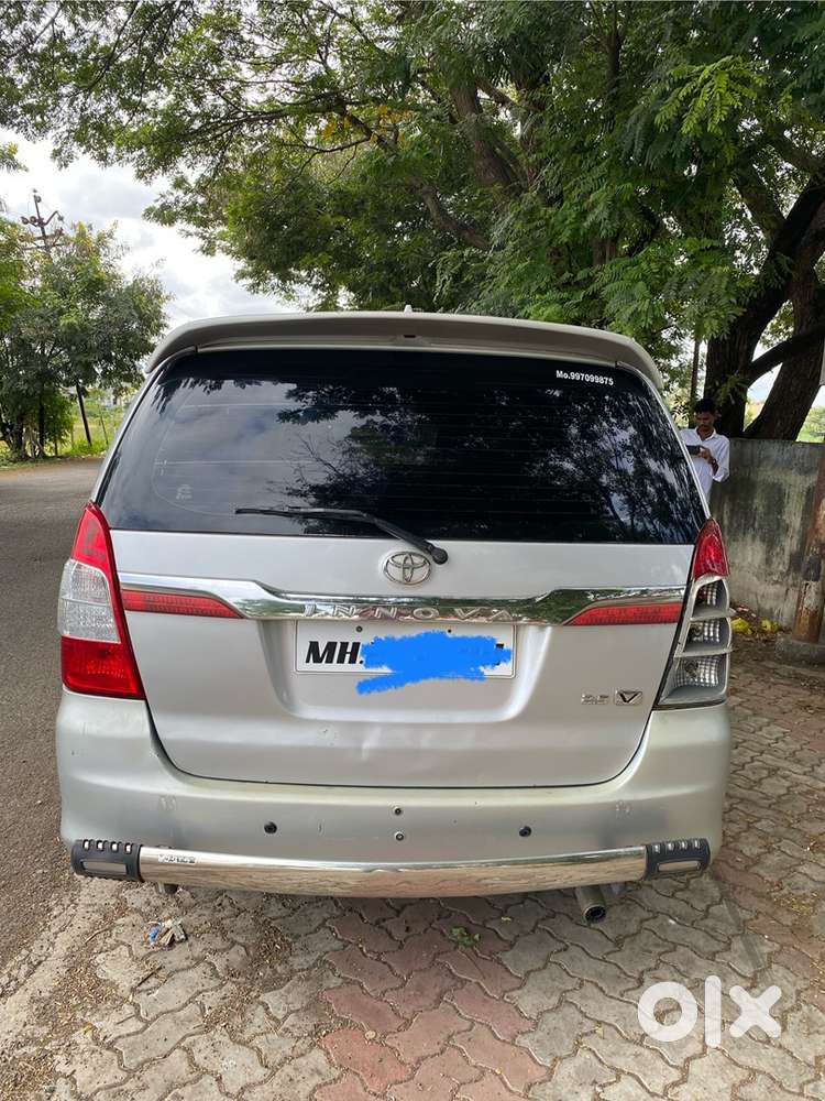 Toyota Innova Diesel 2011