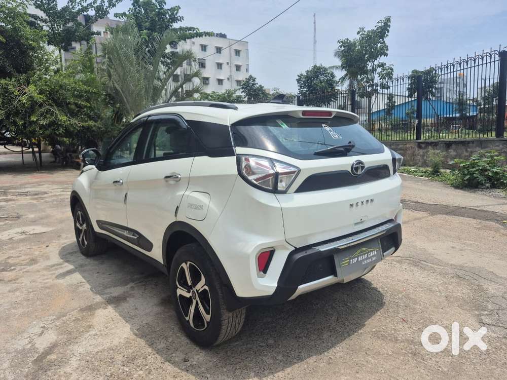 Tata Nexon 1.2 Revotron Xza Plus (l), 2023, Petrol