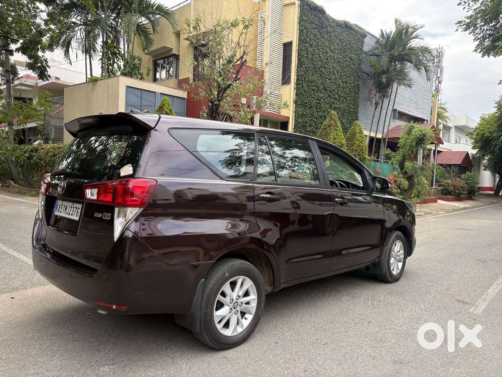 Toyota Innova Crysta 2.8 Gx At 8s, 2016, Diesel