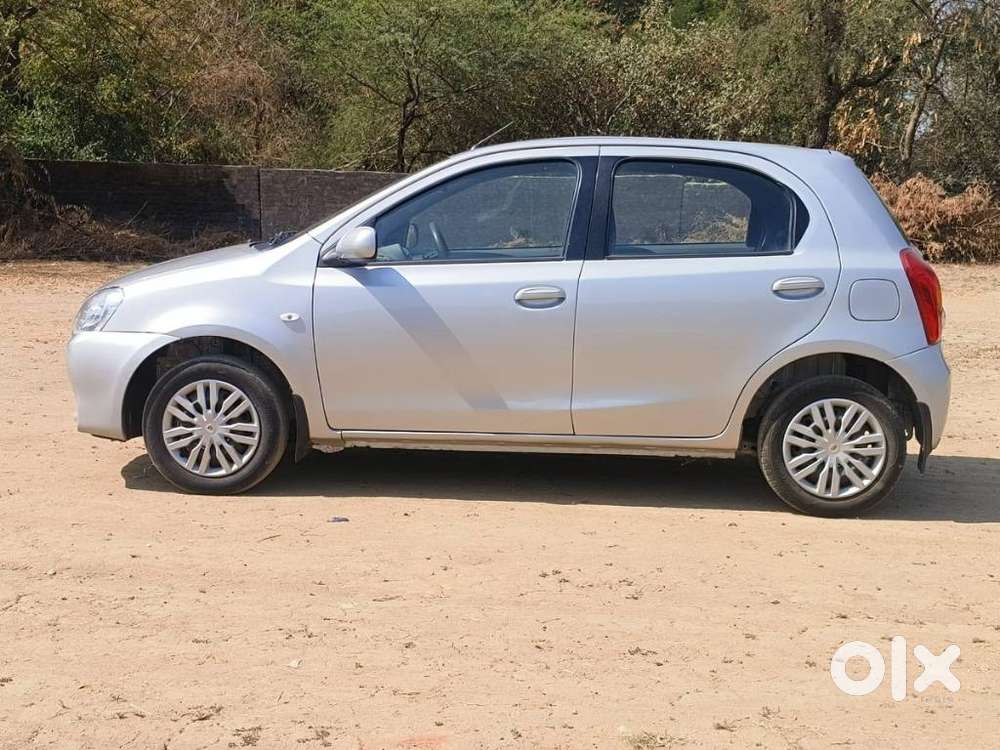 Toyota Etios Liva G Plus, 2011, Petrol