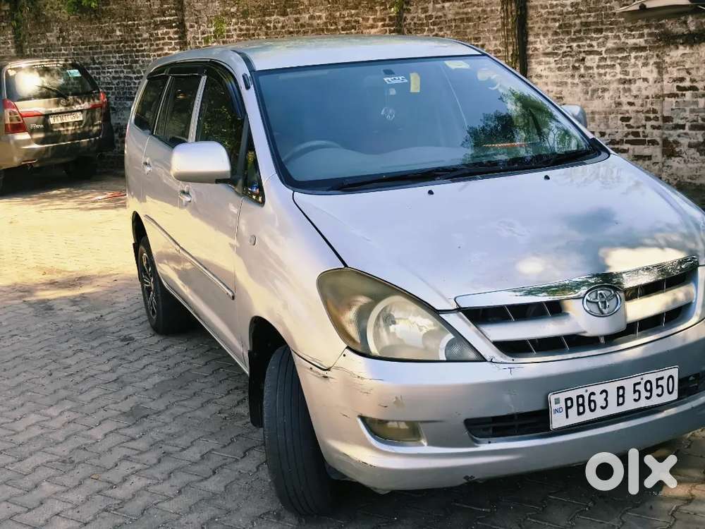 Toyota Innova Diesel 2006 1st