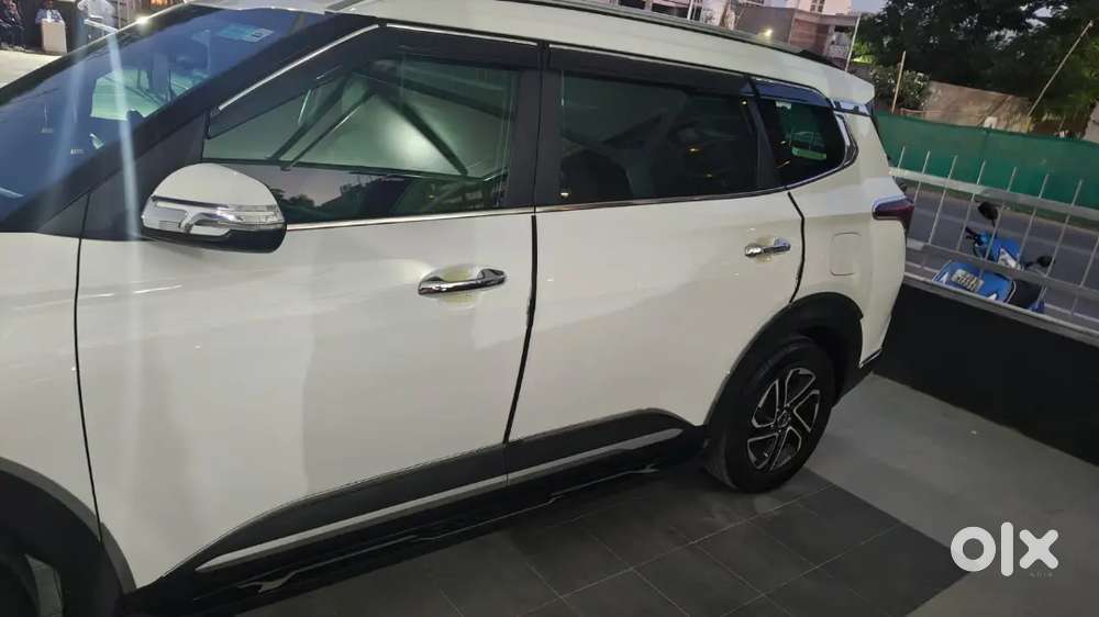 Kia Carens 1.5 Plus 2024