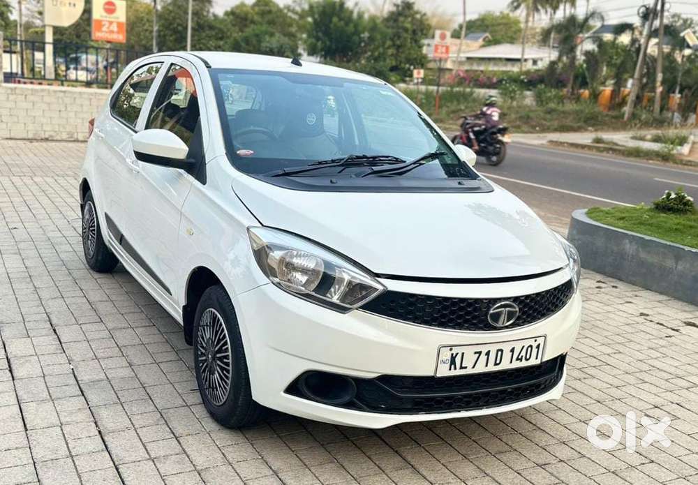 Tata Tiago 1.2 Revotron Xt (o), 2016, Petrol