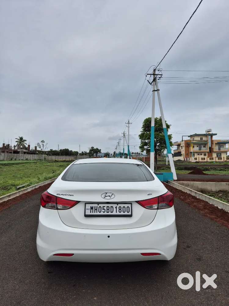 Hyundai New Elantra 2012