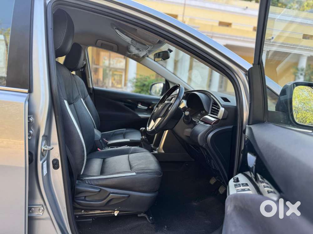 Toyota Innova Crysta [2020-ongoing] 2.4 Vx 8 Str, 2018, Diesel